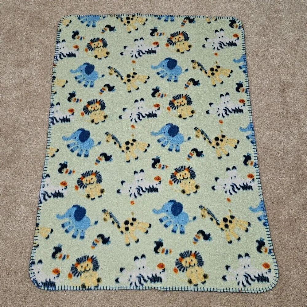 Baby Connection Pale Green Fleece Blanket Lion Giraffe Zebra Elephant Toucan